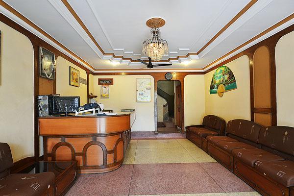 Hotel Ajaya Varanasi Exterior photo